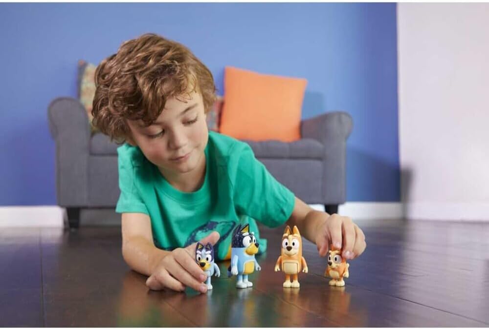 Bluey Family Figure 4-Pack – Includes Bluey, Bingo, Mum (Chilli) & Dad (Bandit) – Poseable Collectible Toy Figures for Kids Ages 3+ – Durable Cake Toppers & Gifts for Toddlers and Fans