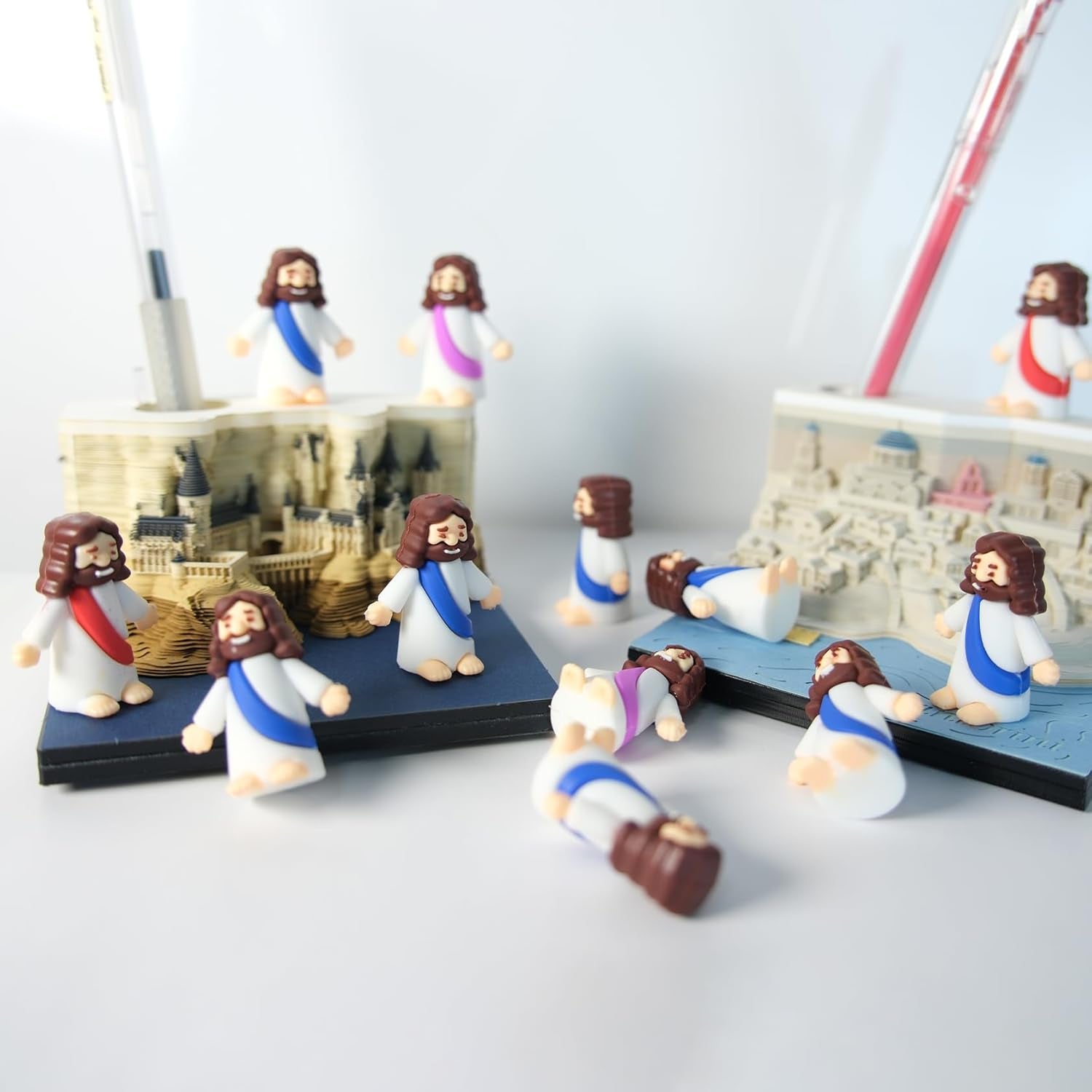 30Pcs Little Jesus Figures, Set of 30Pcs Action Figures Mini Jesus Figurines in Bulk, Tiny Jesus Figures to Hide and Seek Religious Gifts for Easter Egg Stuffers Fillers