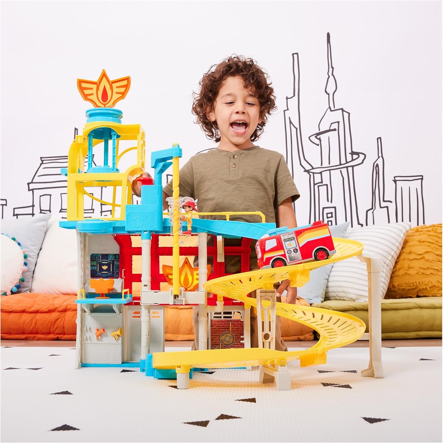 Disney Junior Firebuds HQ Playset with Lights, Sounds, Fire Truck Toy, Action Figure and Vehicle Launcher, Kids Toys for Boys and Girls Ages 3 and Up