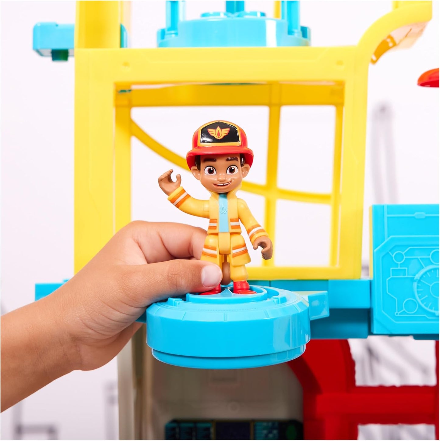 Disney Junior Firebuds HQ Playset with Lights, Sounds, Fire Truck Toy, Action Figure and Vehicle Launcher, Kids Toys for Boys and Girls Ages 3 and Up