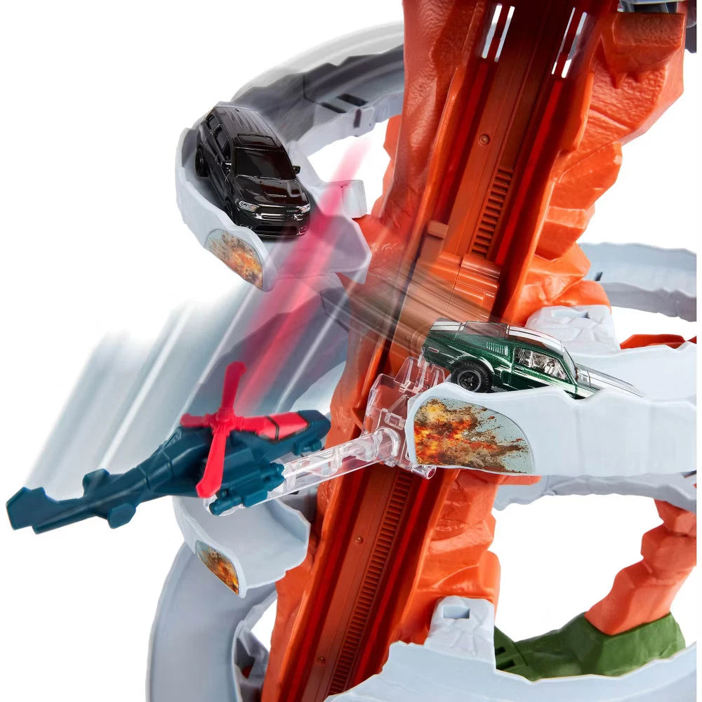 Matchbox The Movie Mountain Helicopter Escape Playset & Cars