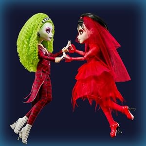 Monster High Skullector Beetlejuice Beetlejuice Doll 2-Pack, Collectible Betelgeuse and Lydia Deetz Set with Accessories and Displayable Packaging (Amazon Exclusive)
