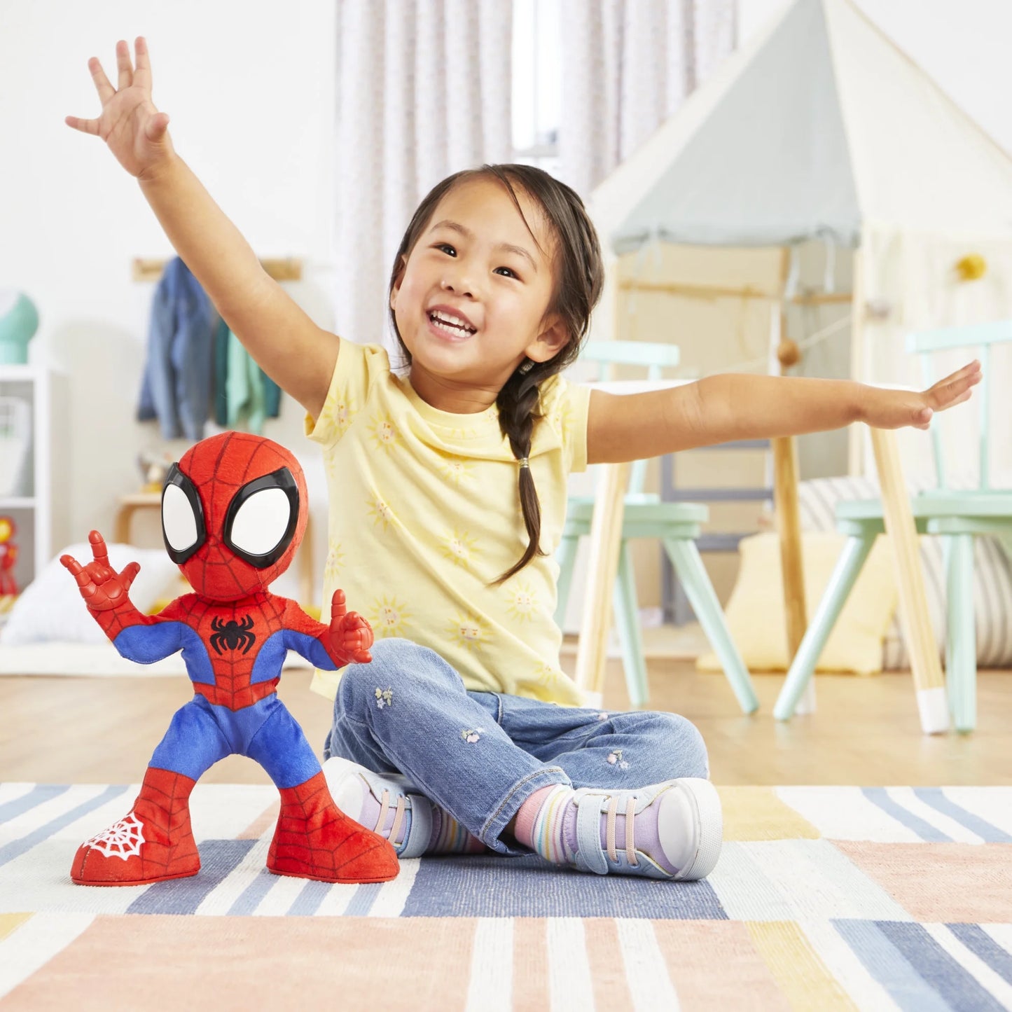 Marvel Spidey and His Amazing Friends Dance 'N Crawl Spidey Interactive Plush Toy