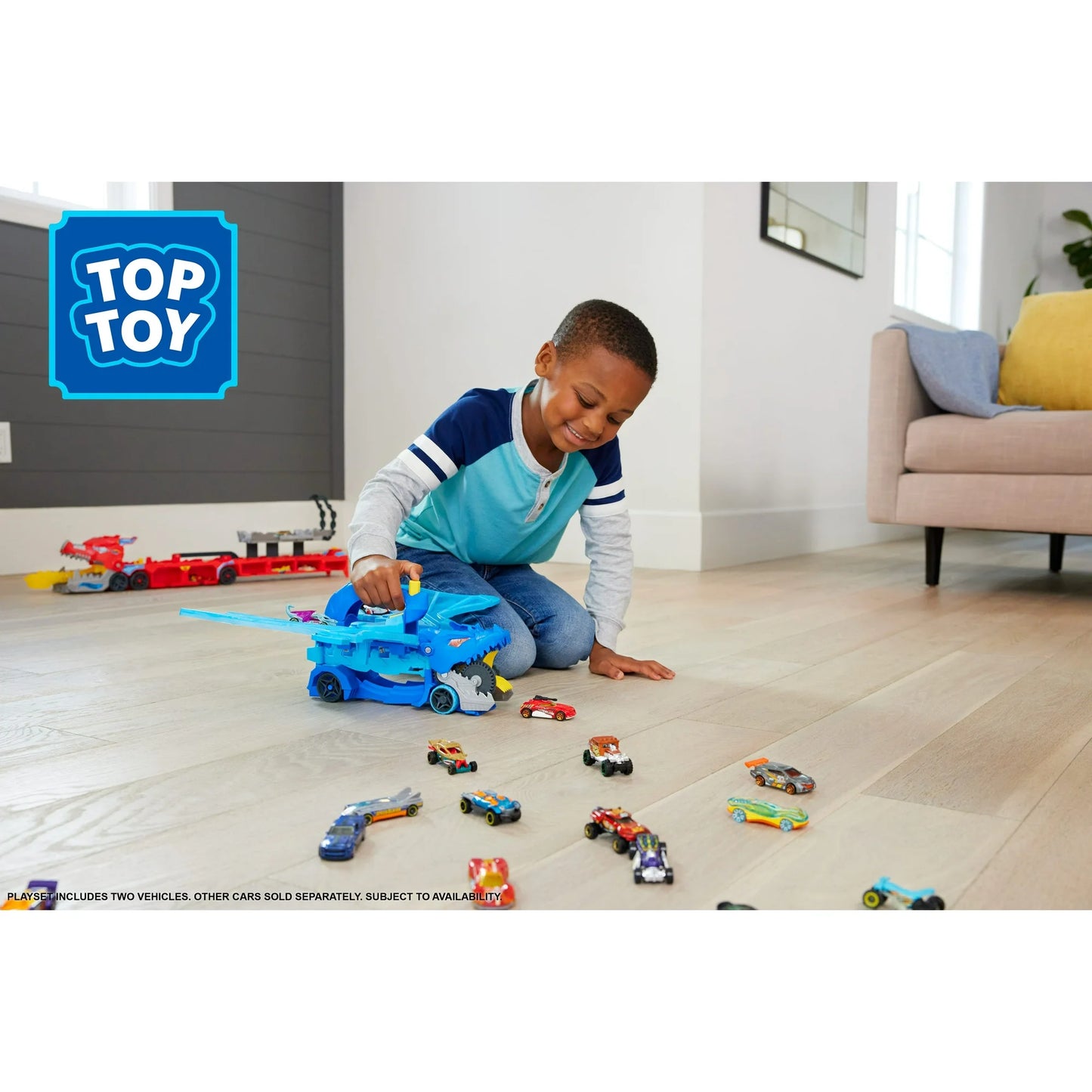 Hot Wheels City Hot Wheels Ultimate Dual Dragon Transporter & 2 1:64 Scale Toy Cars