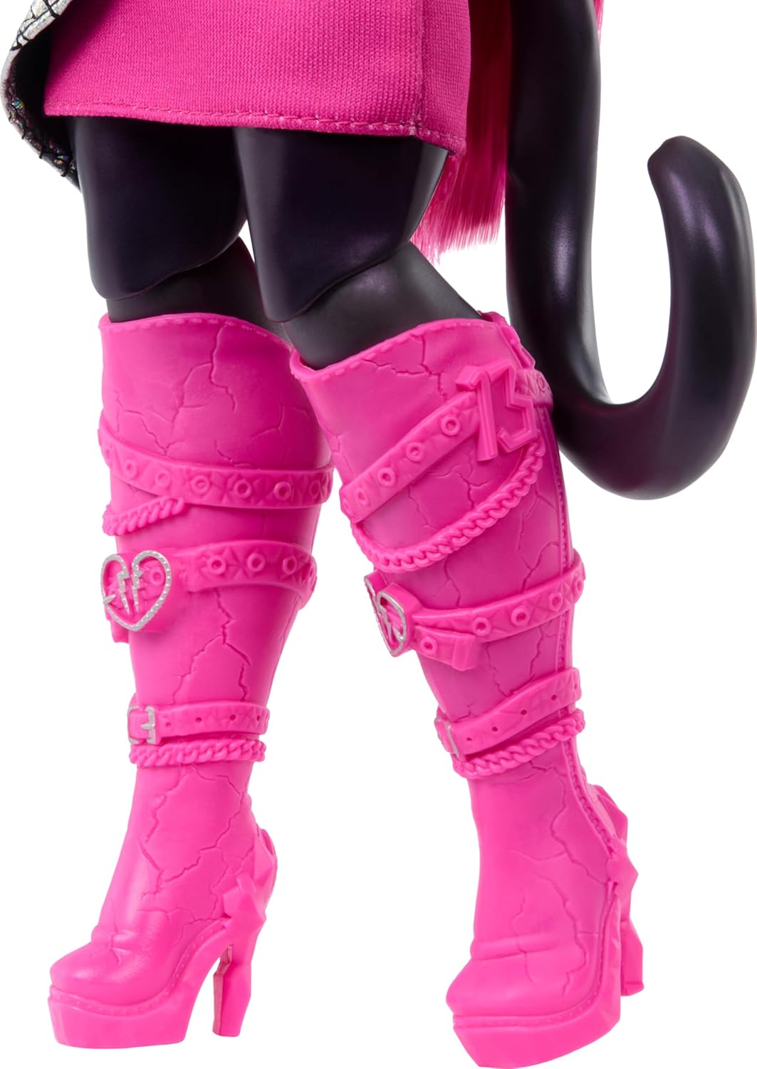 Monster High Catty Noir Doll, Werecat with Pet Cat Amulette & Accessories like Backpack, Music Book, Microphone & More