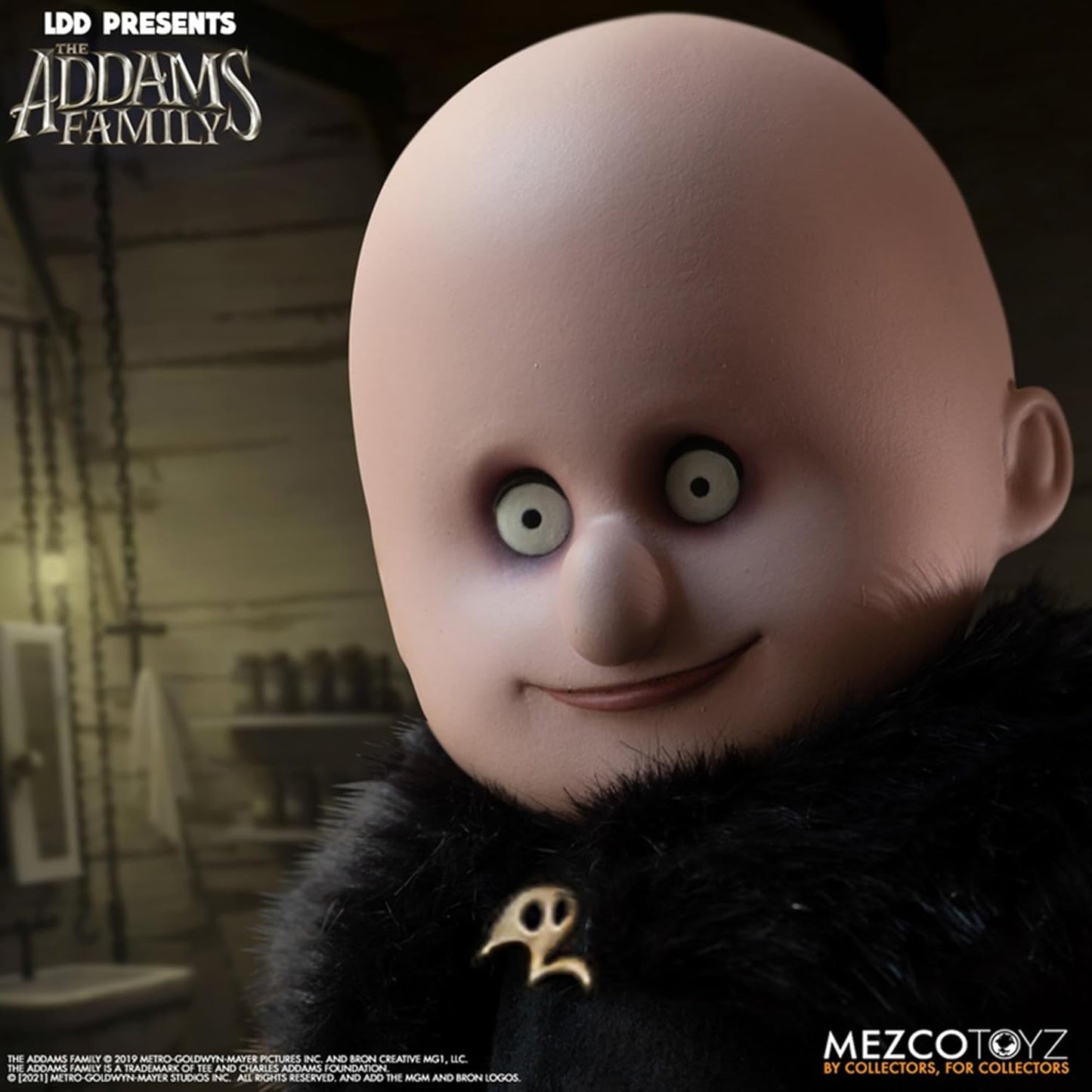 MEZCO TOYS Living Dead Dolls Addams Family Uncle Fester & IT Doll Set
