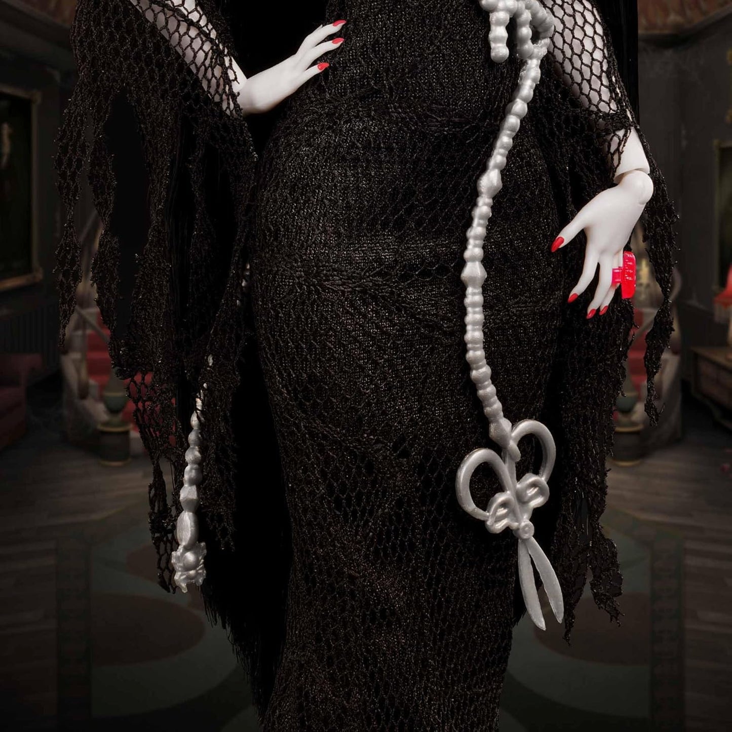 Monster High Skullector Addams Family Doll Two-Pack: Morticia & Wednesday, Fully Articulated Collectible Dolls with Certificate of Authenticity