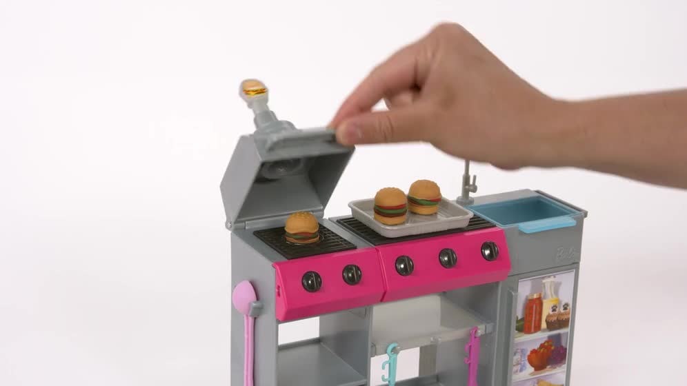 Barbie Dream Camper Playset with Roof Tent, BBQ Grill with Color-Change Feature & 60+ Accessories