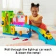 Fisher-Price Little People Toddler Playset with Figures & Toy Car, Light-up Learning Garage
