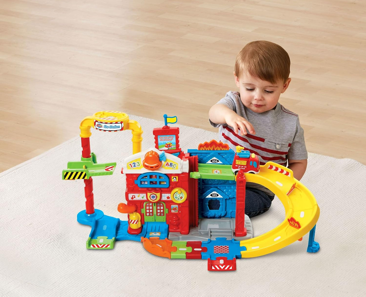 VTech Go! Go! Smart Wheels Save The Day Fire Station, Multicolor