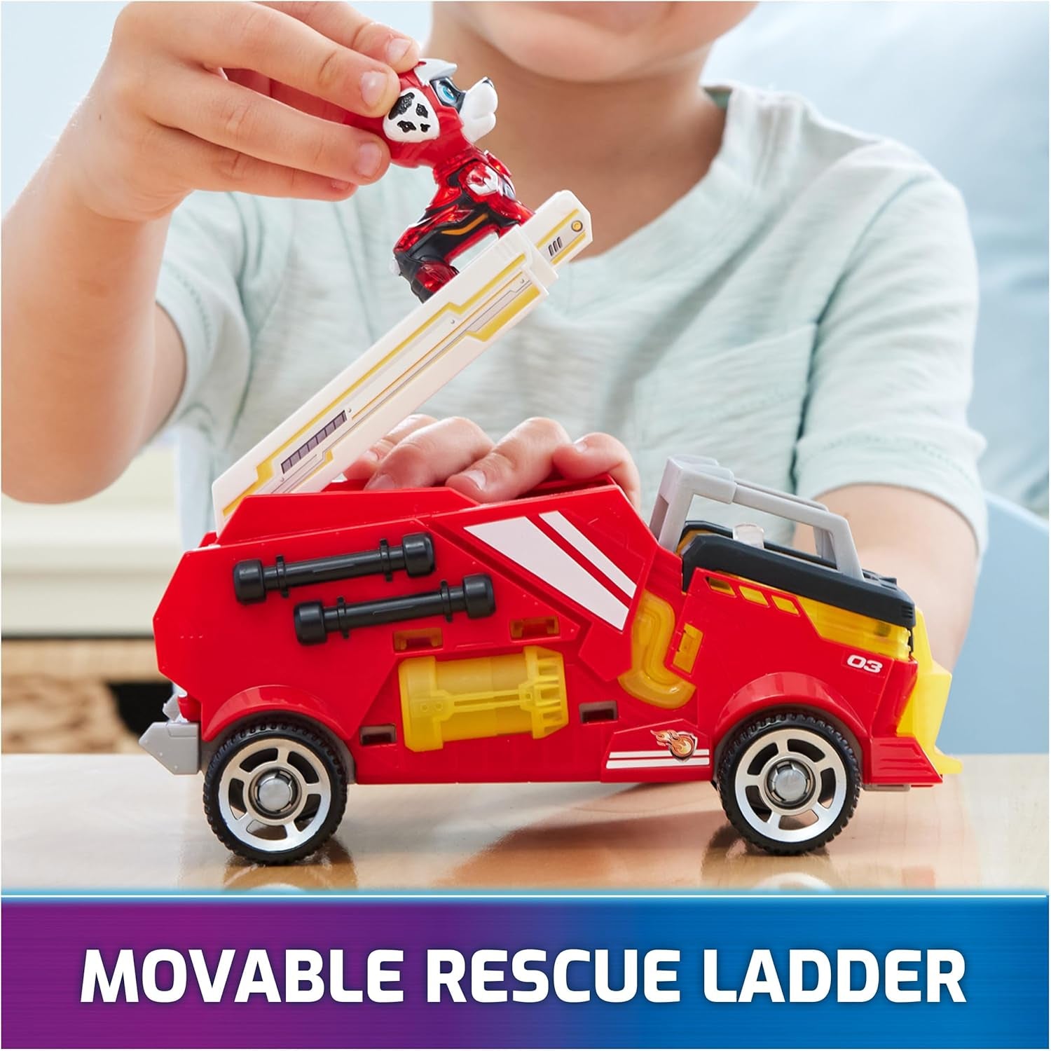 : the Mighty Movie, Firetruck Toy with Marshall Mighty Pups Action Figure, Lights and Sounds, Kids Toys for Boys & Girls 3+