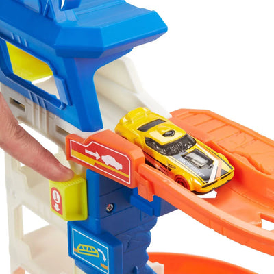 Hot Wheels Attacking Shark Escape Trackset – Action-Packed Racing Adventure